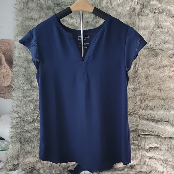 Van Heusen Blue Lace Cap Sleeve Blouse - Picture 7 of 7